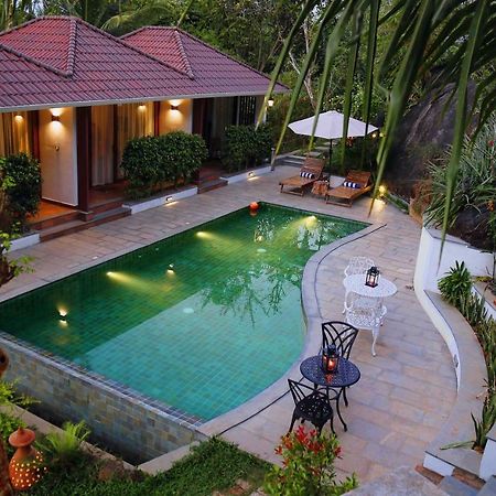 Le Candles Resort Kozhikode Exteriör bild