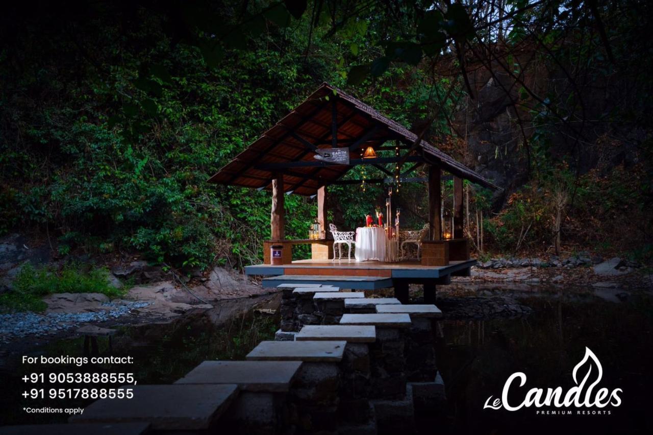 Le Candles Resort Kozhikode Exteriör bild