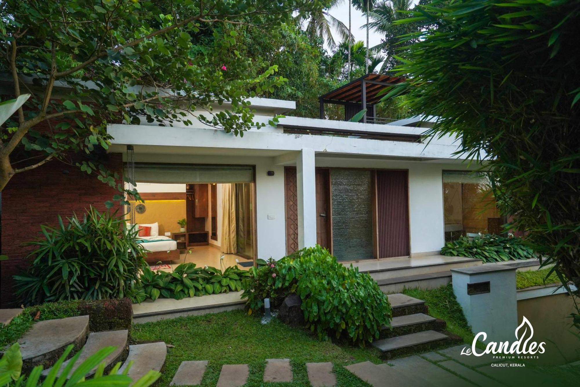Le Candles Resort Kozhikode Exteriör bild