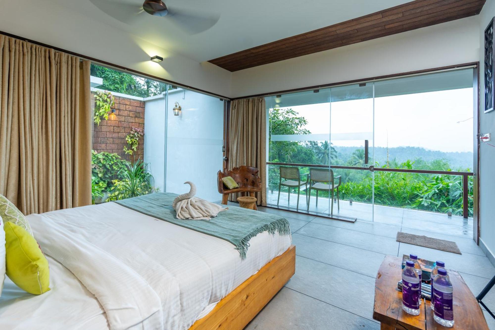 Le Candles Resort Kozhikode Exteriör bild