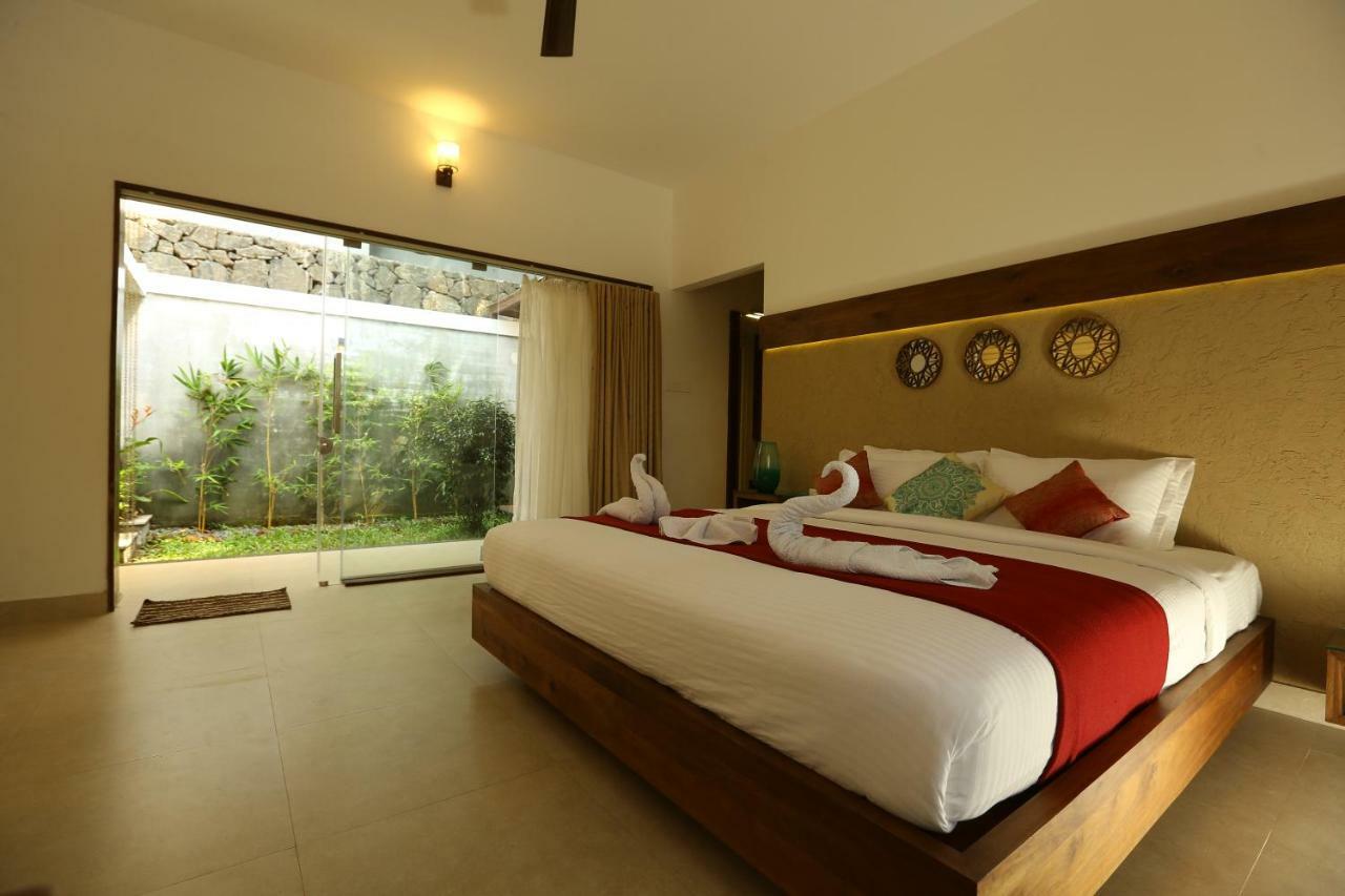 Le Candles Resort Kozhikode Exteriör bild