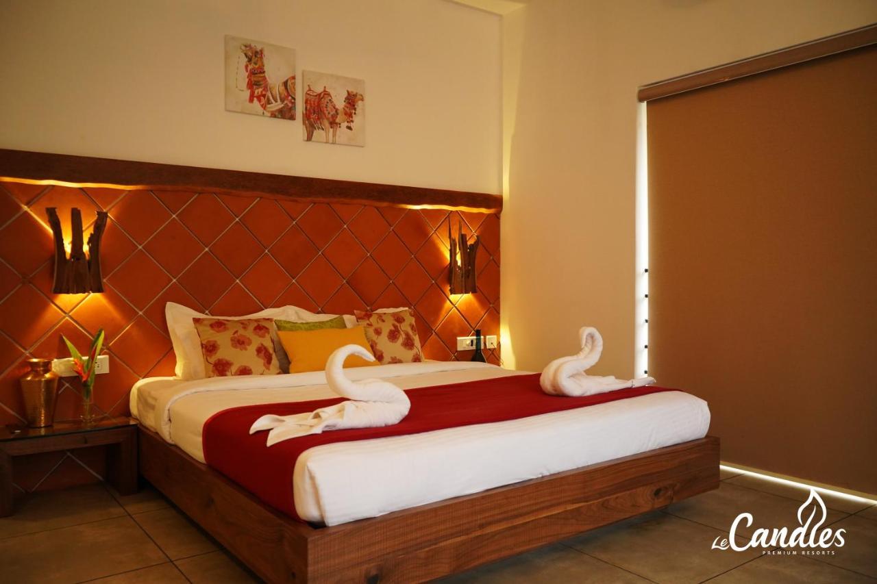 Le Candles Resort Kozhikode Exteriör bild