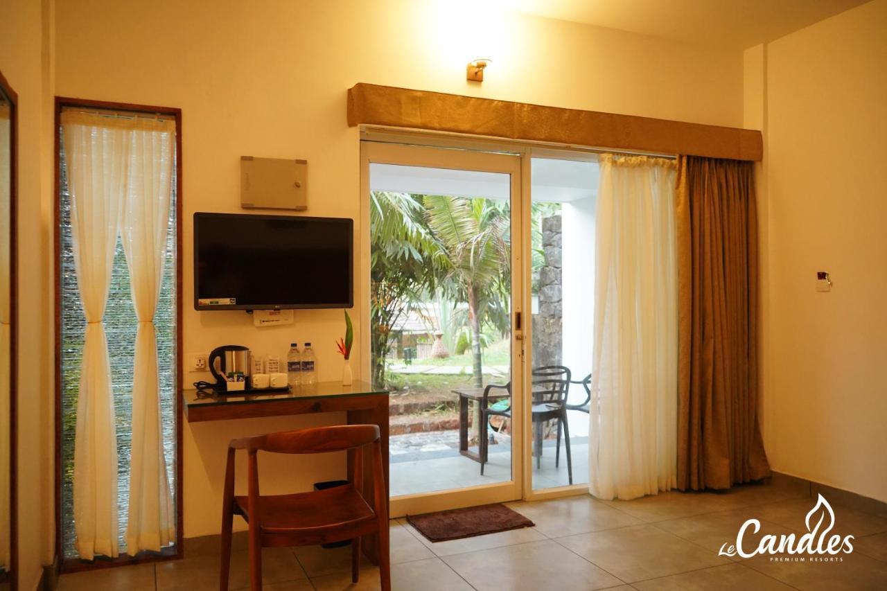 Le Candles Resort Kozhikode Exteriör bild